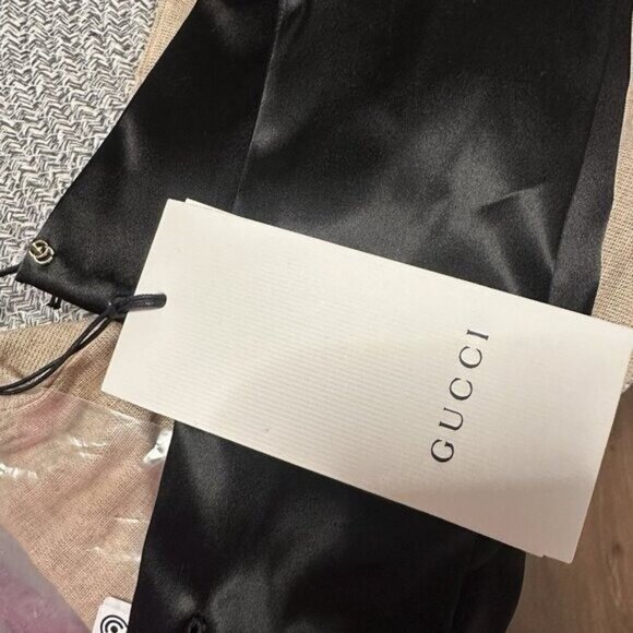 NWT GUCCI Gloves Satin Black GG Logo Sz M 7.5 100% Authentic - Picture 7 of 9